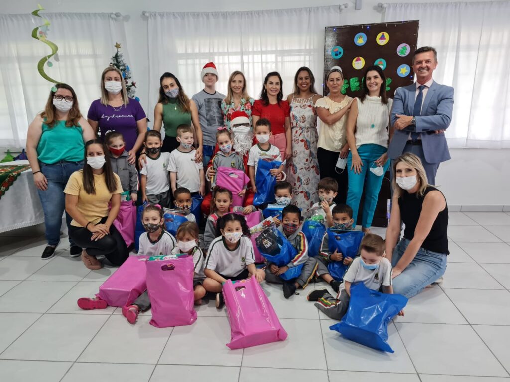 Crianças do CEI Tia Lisa são presenteadas na Campanha ‘Natal pela Vida’ da OAB de Brusque