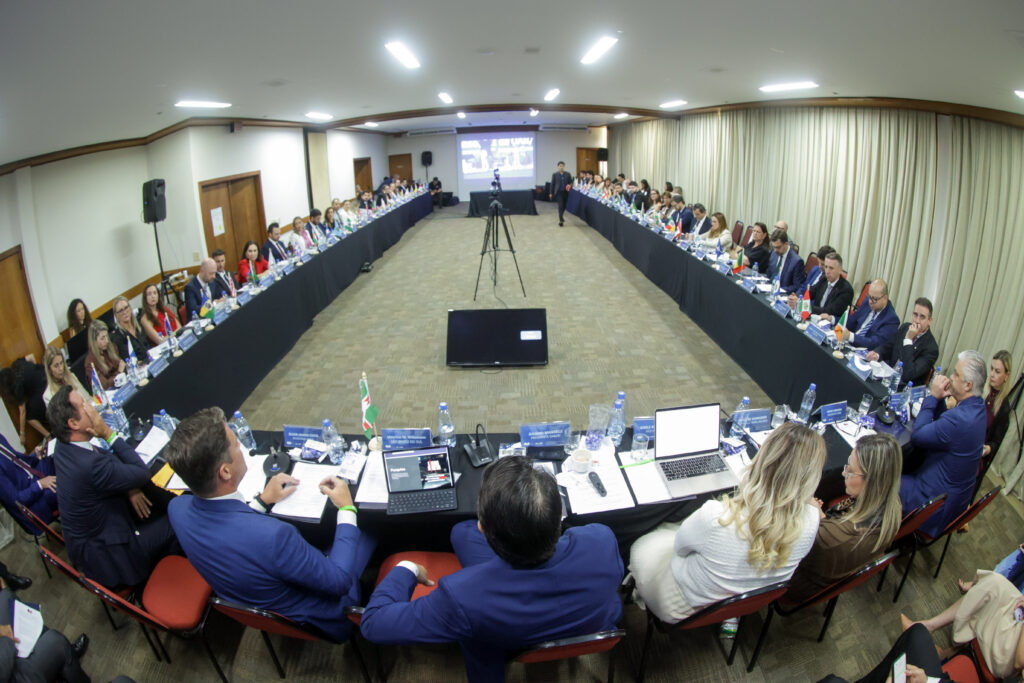 OAB Brusque participa do Colégio de Presidentes e endossa encaminhamentos da Carta de São Bento do Sul