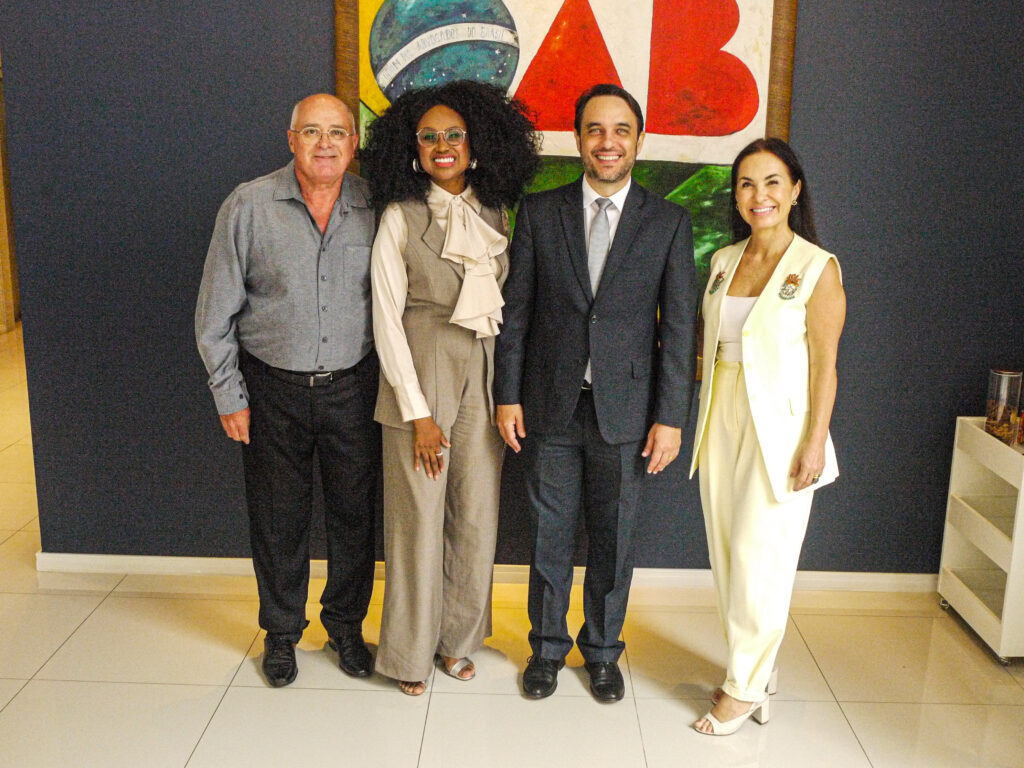 Conversa com o Presidente da OAB Santa Catarina reúne advocacia e lota salão da OAB Brusque