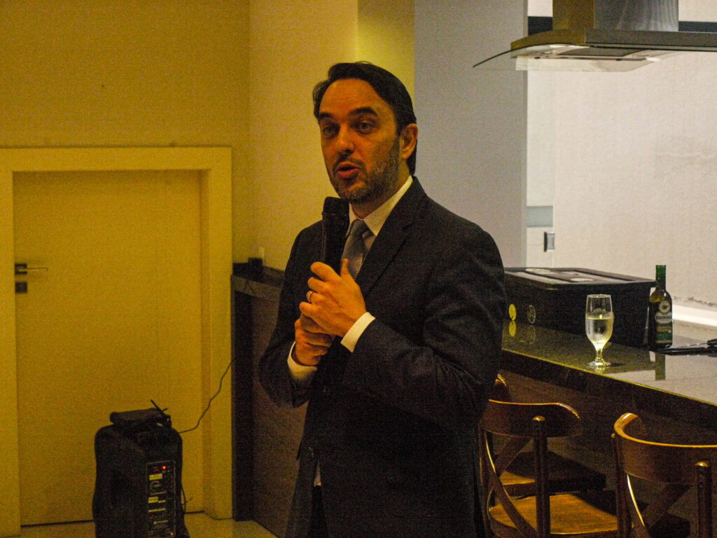 Conversa com o Presidente da OAB Santa Catarina reúne advocacia e lota salão da OAB Brusque